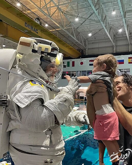 (تصاویر) گشت و گذار فرزندان فضانورد ایرانی در آزمایشگاه ناسا مقبلی